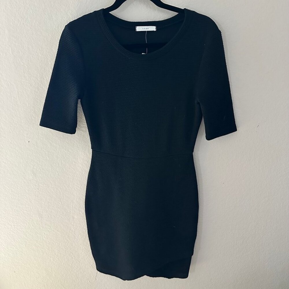 Lush Black Bodycon Short Sleeves Fitted Mini Dress Above the Knee Length
